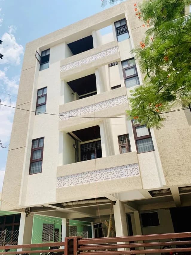 Elite Residency, Hawa Sadak