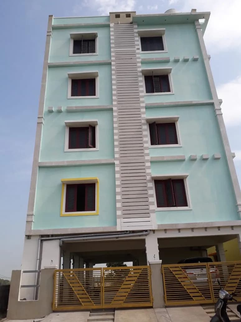 Srinivas Individual Apartment, Penamaluru