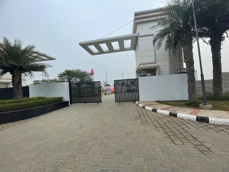 Corona Greens, Sohna