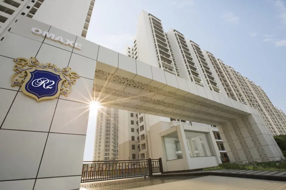 Omaxe R2, Gomti Nagar Extension