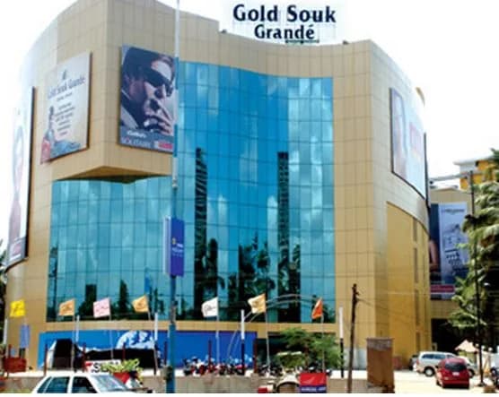 Gold Souk Grande, Ponnurunni