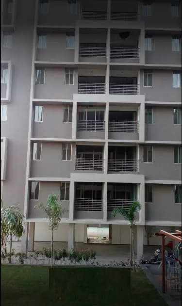 Sthapatya Heights, Ognaj