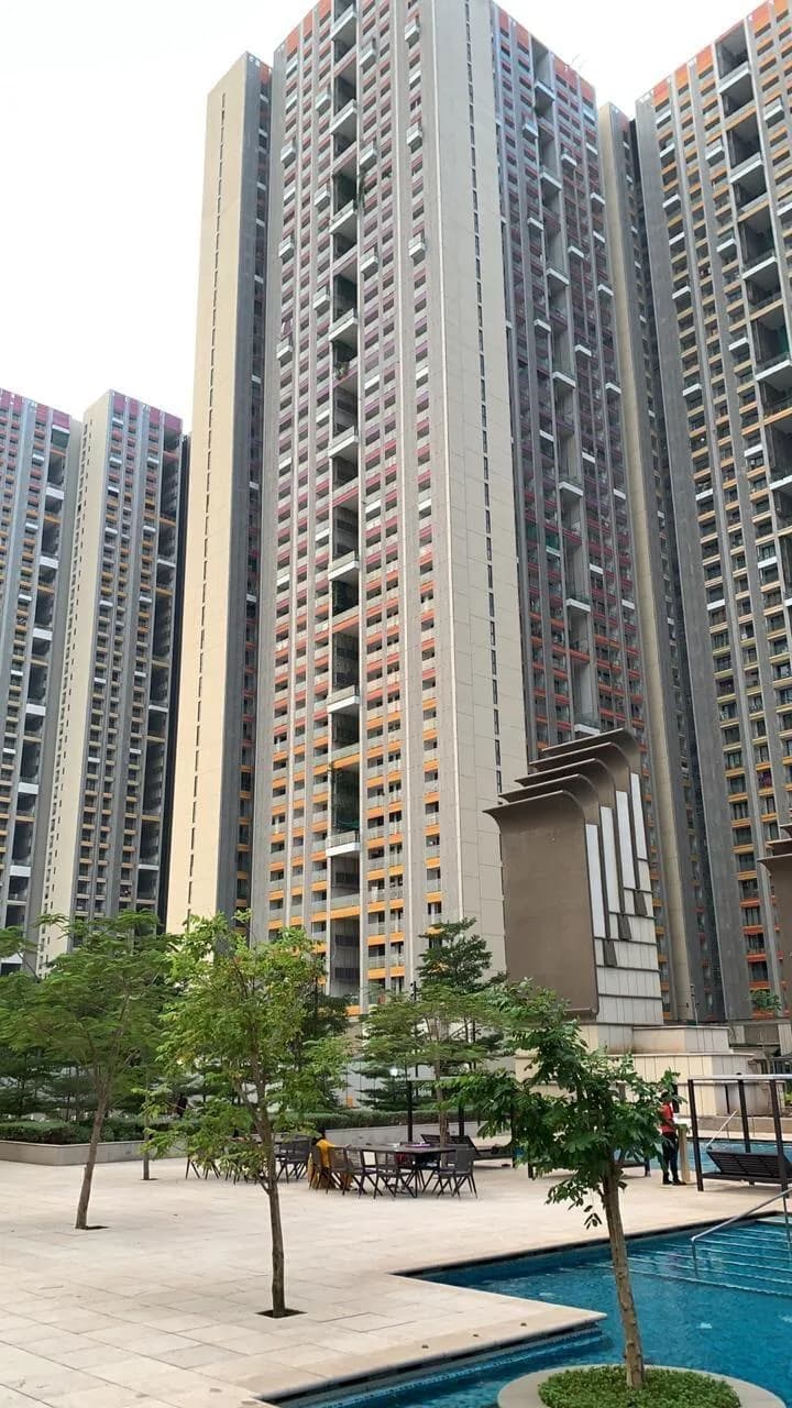Lodha Aura New Cuffe Parade, Wadala