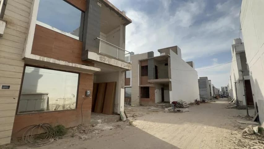 Signature Villas Phase 2, Sector 16B