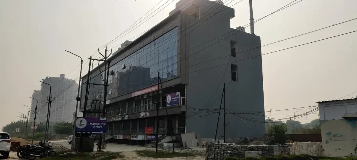 Siddharth Street, Siddhartha Vihar