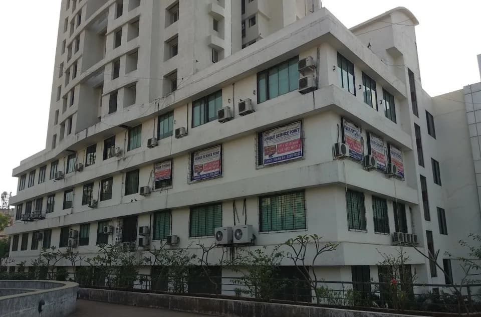 Puraniks Capitol, Kasar vadavali