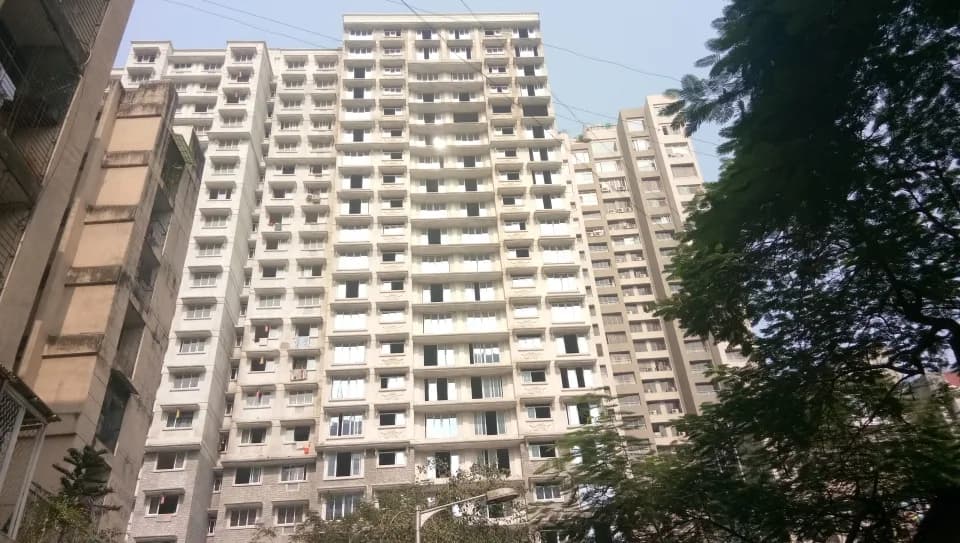 AR Elanza, Prabhadevi