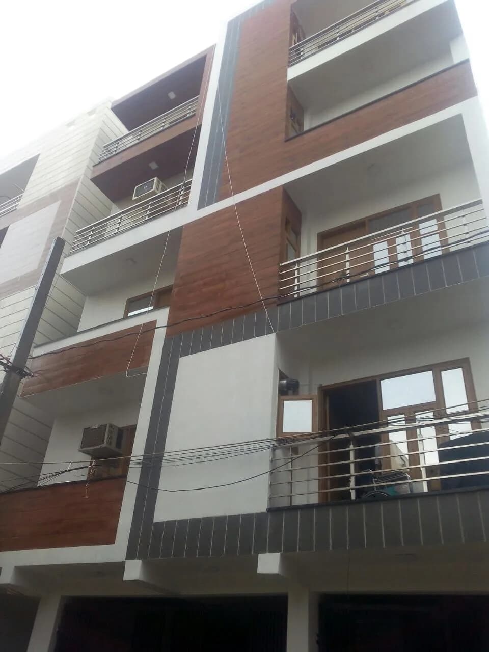 Shri Radhey Residency, Uttam Nagar