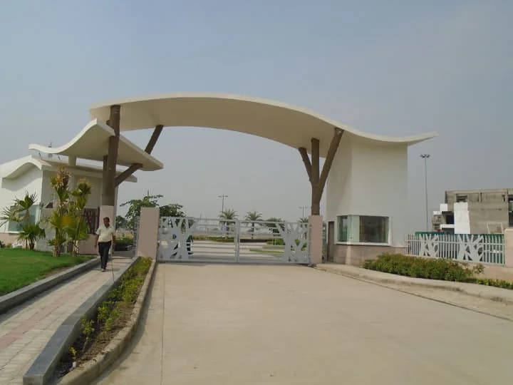 Supertech Sports Village Plots, Sector 10 Greater Noida West