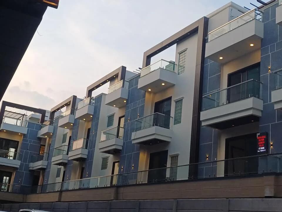 Best Shatabdi Six Bungalows, Swaroop Nagar