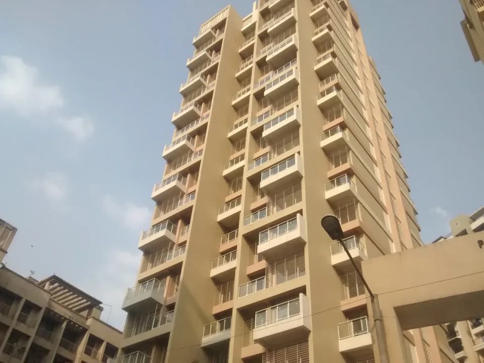Mahaavir Heights, Roadpali