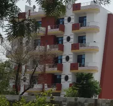 Prakash Whistling Woods Apartment, Danda Dhoran