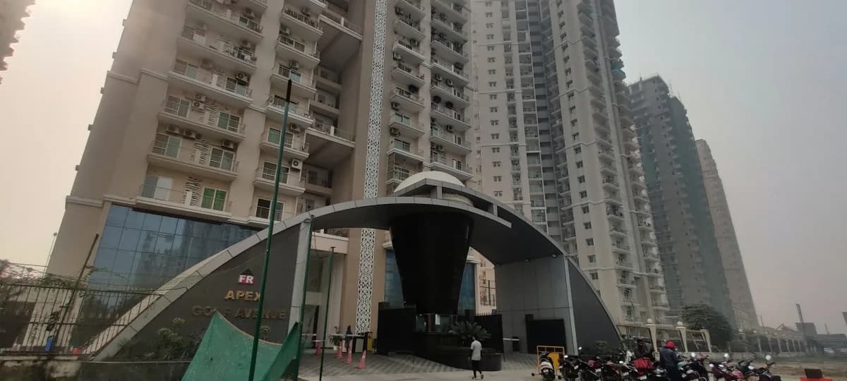 Apex Golf Avenue, Greater Noida West