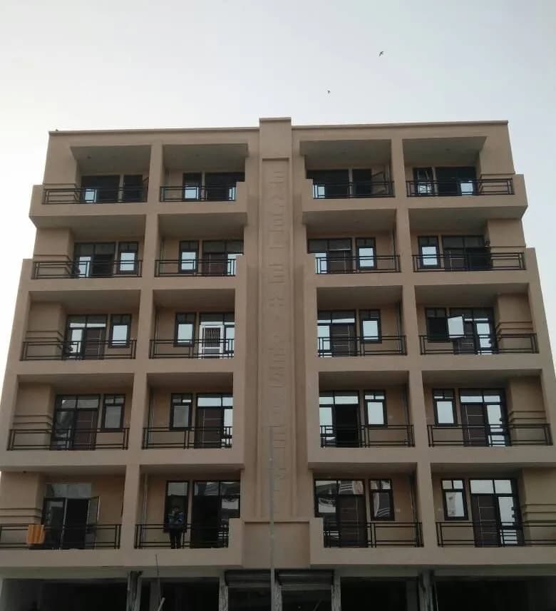 Excellent Residency, Shahberi