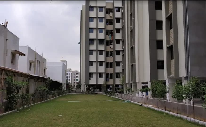 Radhe Govind Galaxy, Naroda