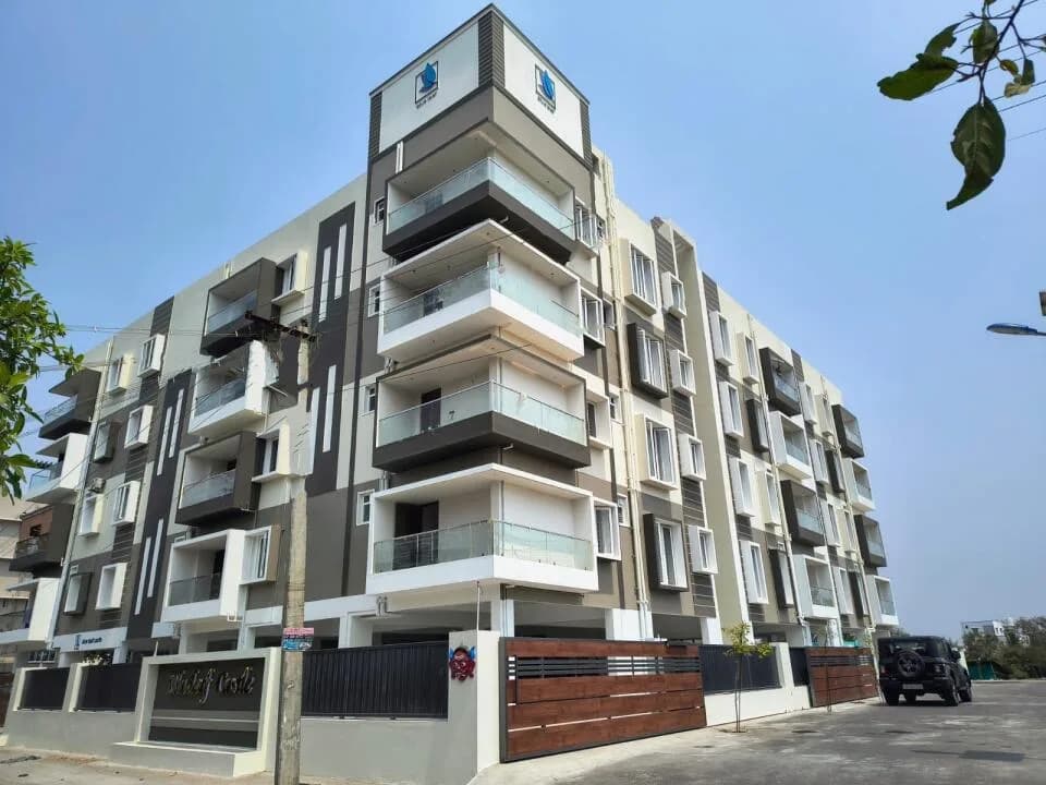 Blueleaf Castle, Railway Colony