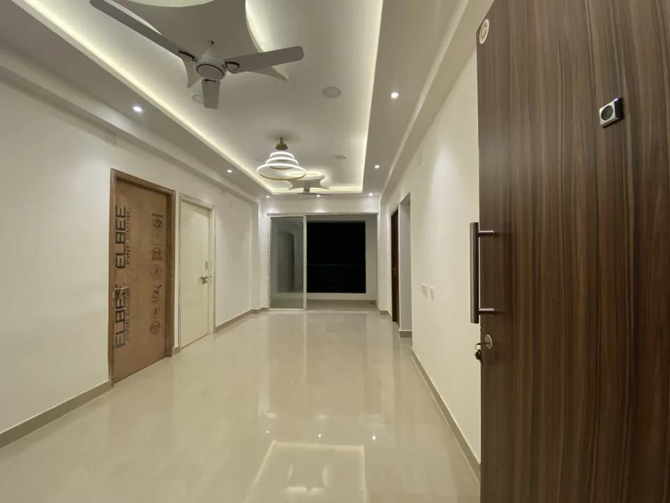 Devi Amulyam, Rajarhat