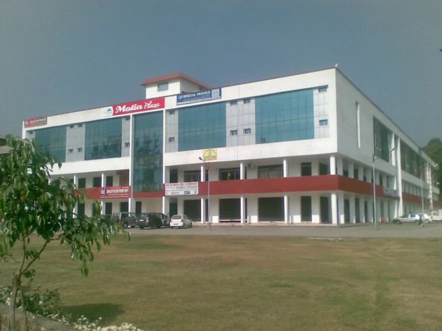 Motia Plaza, Baddi