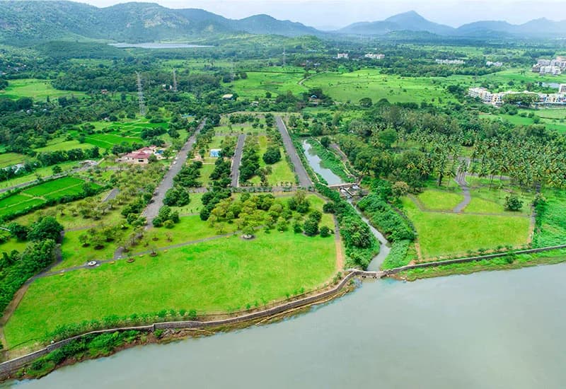 The Riverine Private Riverside Estate, Manor