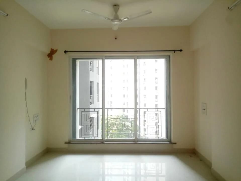 Meet Ashok Smruti, Ghodbunder Road