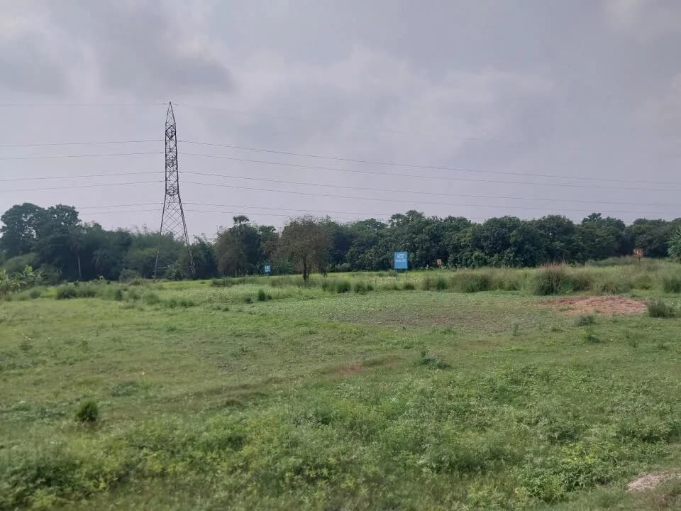 Belvoir Paradise, New Town