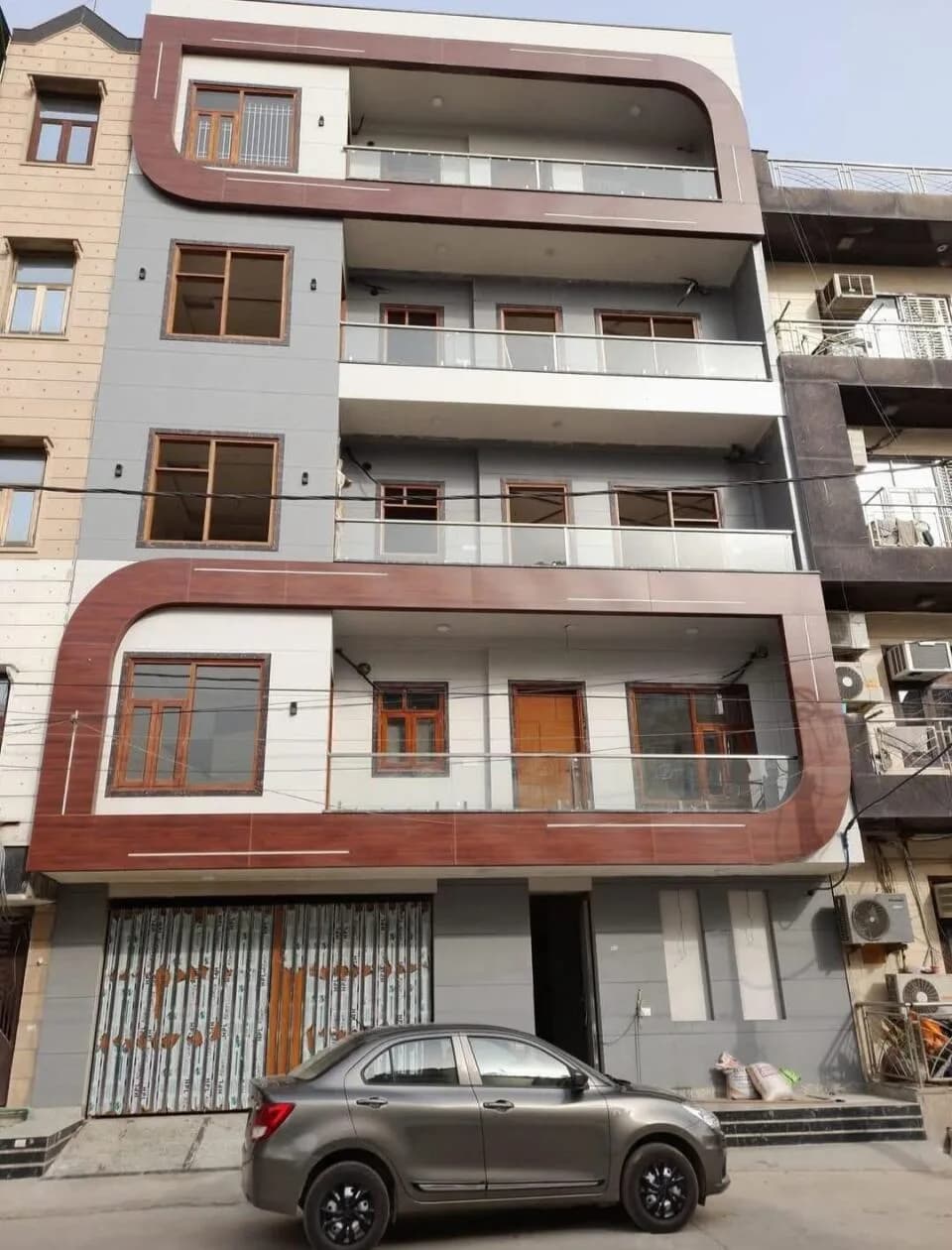 Delhi Developer Rohini Floors and Flats, Sector 24 Rohini