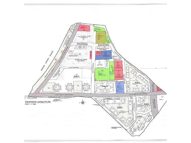S D Triton, Thakur Village