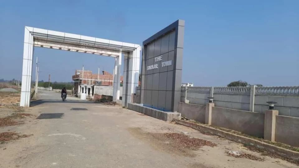 EKAI Sarkar Town, Sultanpur Road