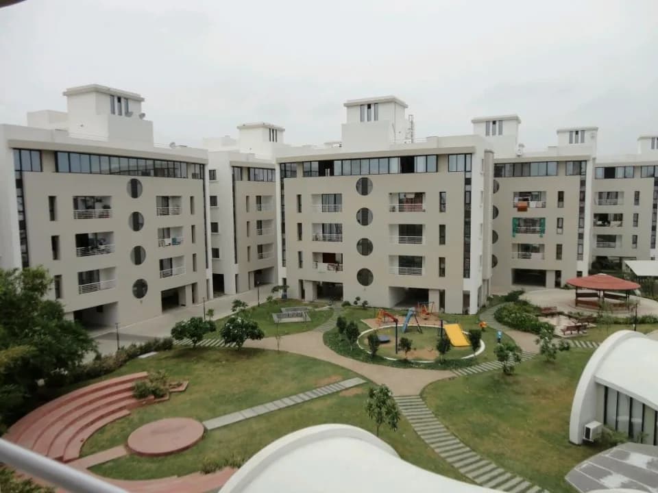 Vishranti Greens, Gotri