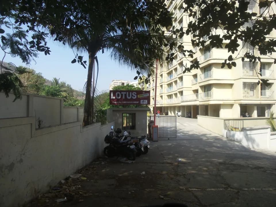 Vardhaman Lotus Tower, Gawand Baug