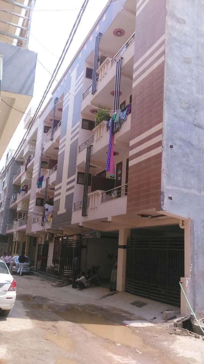 Creative Vrindavan Residency, Govind Puram