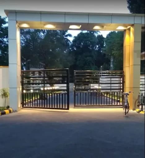Citadel Silver Space, Madhyamgram