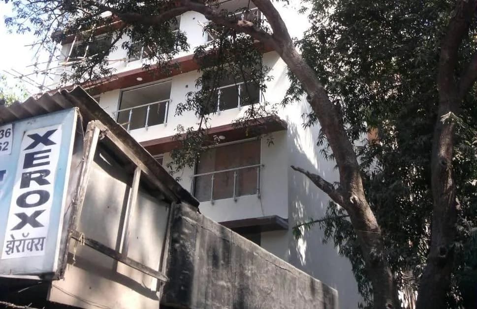 Gold Crest Floreat, Andheri West