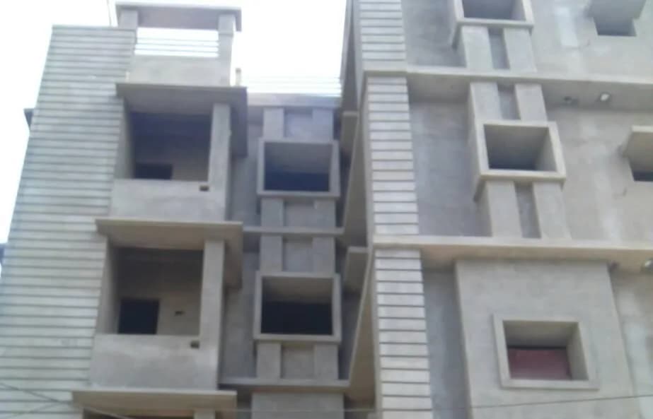 Millennium Dream Apartment, Naktala